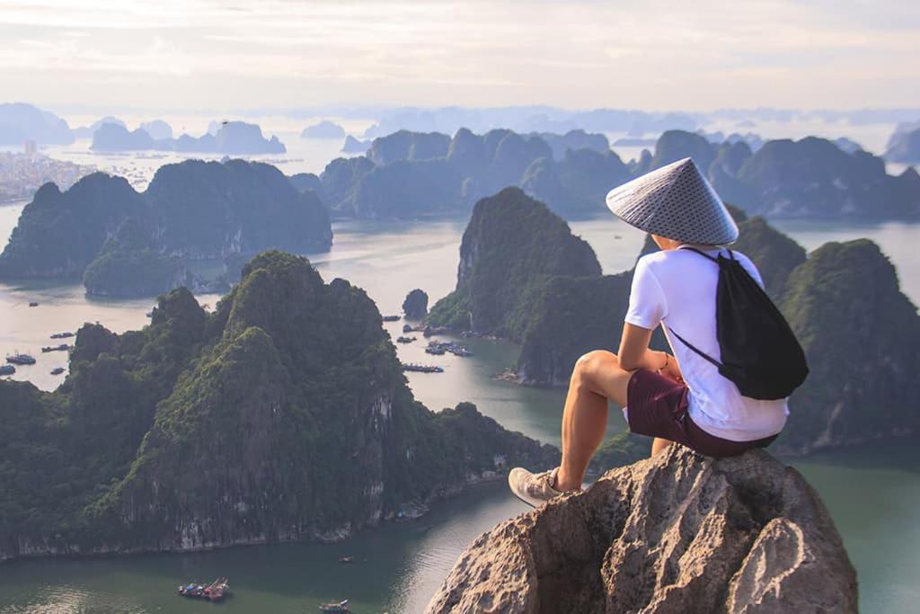 Moonlight Hotel Ha Long Exterior foto